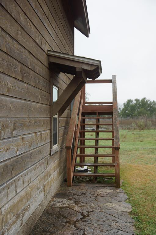 The Junction Cabin House - thumb 2