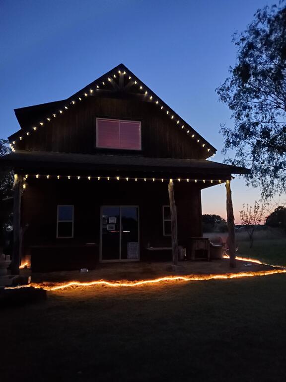The Junction Cabin House - thumb 1