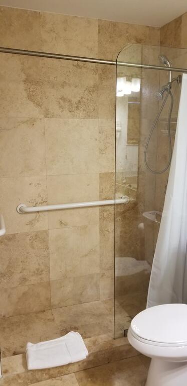 The Lauderdale Boutique Hotel - thumb 3