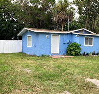 The Little Blue House - Tourism Bookings