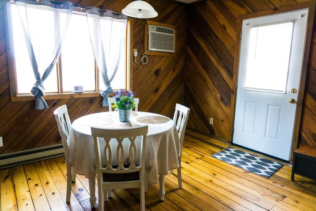 The Love Cottage In Harpers Ferry By The Lake! - thumb 2