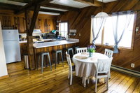 The Love Cottage in Harpers Ferry by the lake Hotels Santiago