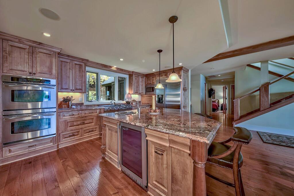 The Luxury Lakefront By Lake Tahoe Accommodations - thumb 2