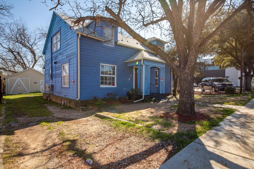 The Old Downtown Historic Grand Prairie House Home - thumb 0