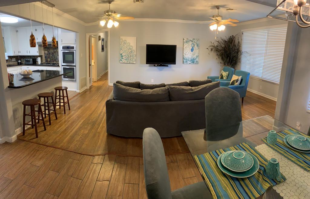 The Peacock House - thumb 3