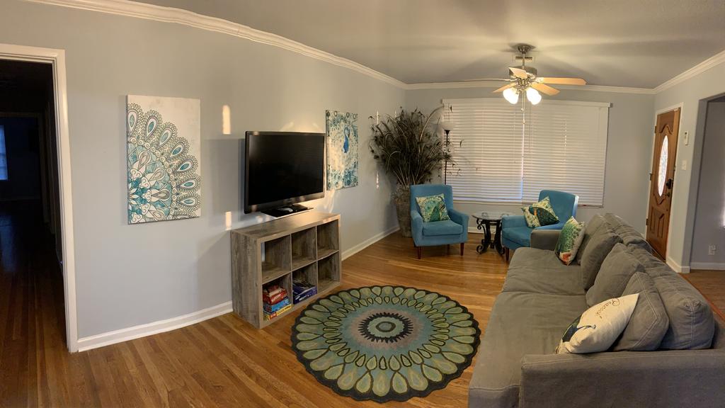 The Peacock House - thumb 2