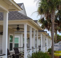 The Port Inn and Cottages Ascend Hotel Collection - Students Accommodation