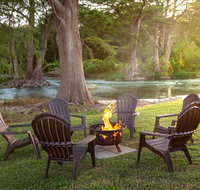 The Retreat at Cottonseed Falls - USA Accommodation