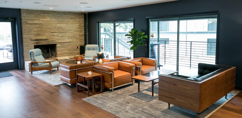 The Ruby Hotel - thumb 2