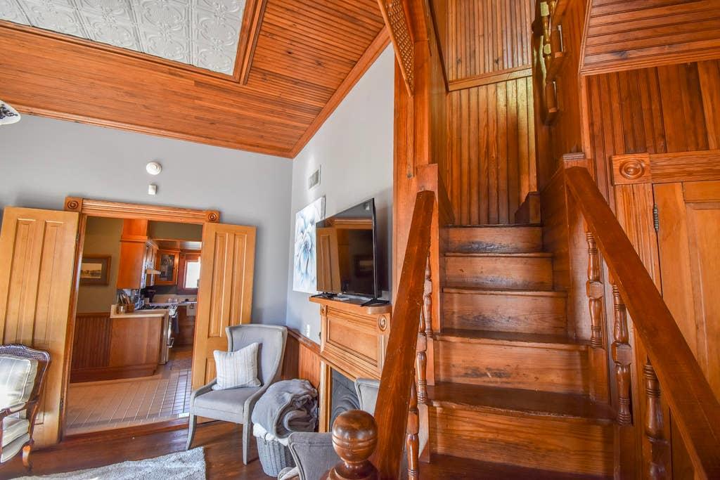 The STá—©Y á‘ŽWá—© Steps 2 Dickson, DT & UA! - thumb 1