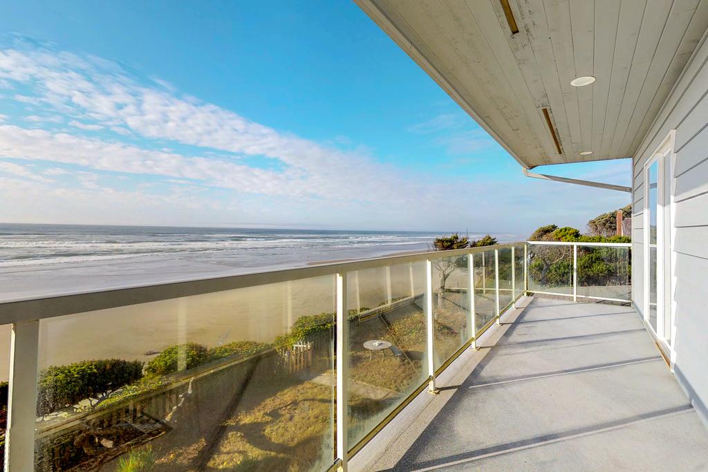 Tillicum Beach Overlook - thumb 2