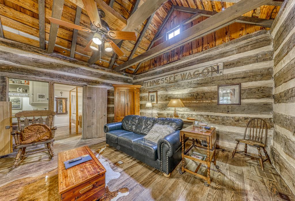 Town Creek Log Cabin - thumb 3