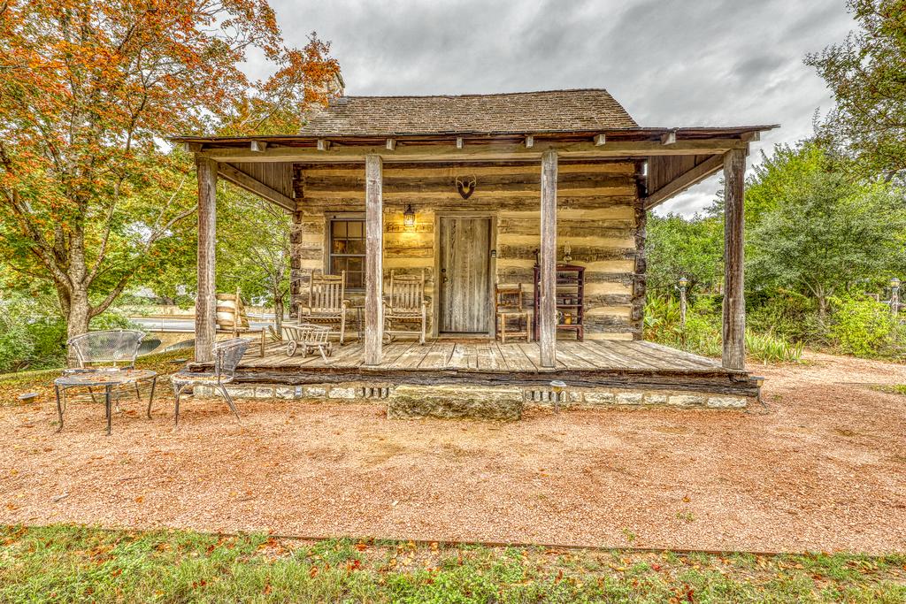 Town Creek Log Cabin - thumb 0