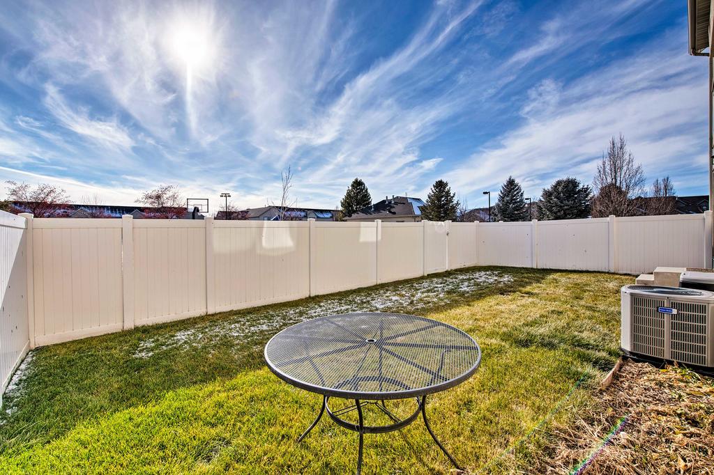 Townhome W/ Mtn Views  17 Mi To Ski Resort! - thumb 2