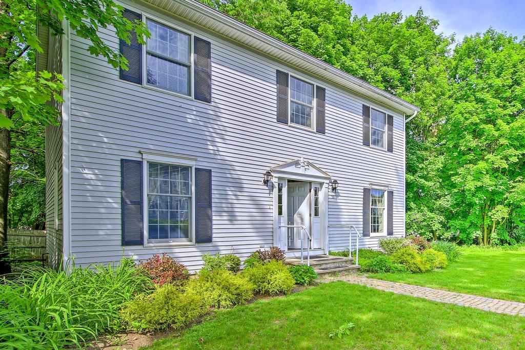Traditional Lenox Home, Walk To Downtown And Dining! - thumb 0