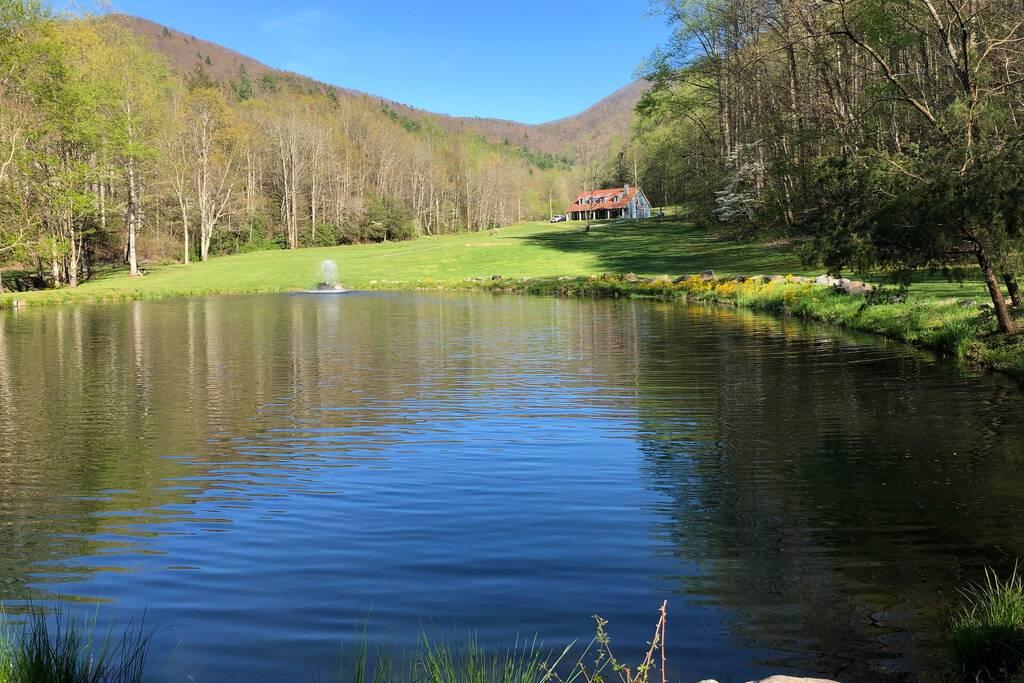 Tranquil Cabin Near Gatlinburg, Tn - thumb 0