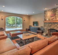 Tranquil Lakefront Hideaway with Beach and Dock - USA Accommodation