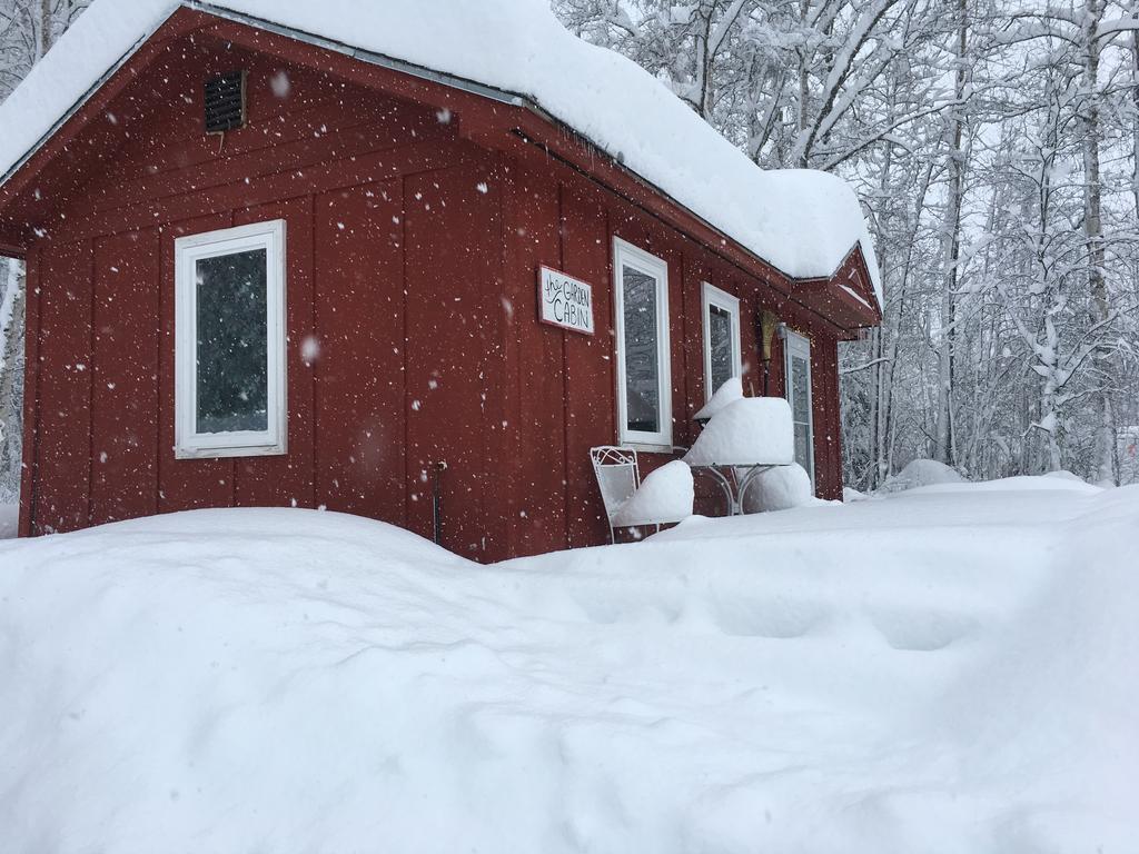 Trapper John's Cabin & Cottages - thumb 1