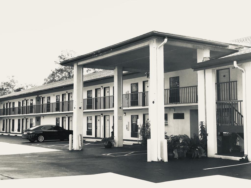 Travelodge By Wyndham Alachua - thumb 1