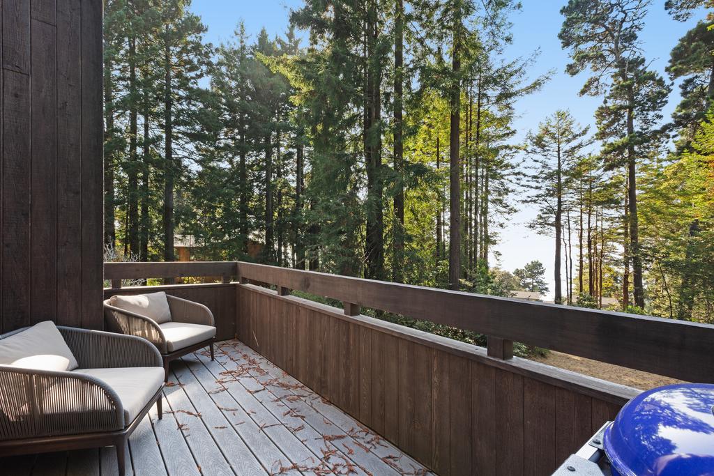 Tree House - thumb 0