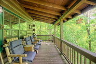 Tree Song Mountain Creek Cabin USA Accommodation