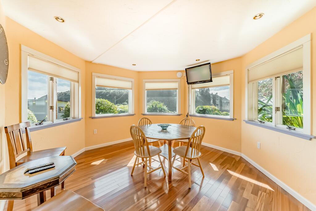 Trinidad Beach House - thumb 3