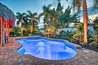 Tropical Garden Oasis with Heated Pool and Spa Tourism Bookings