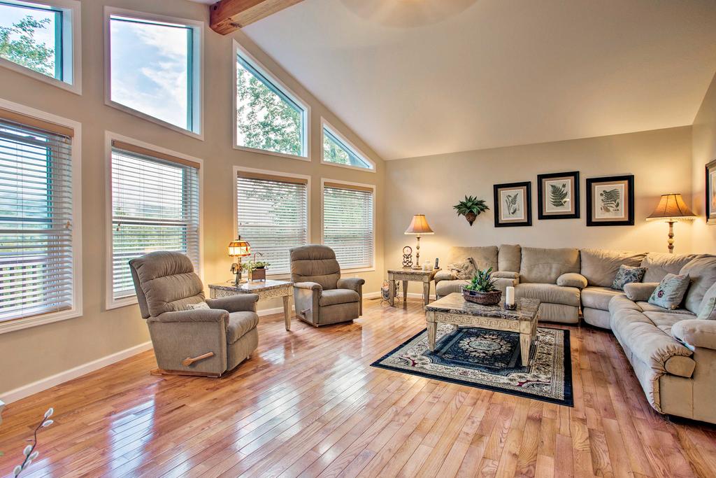 Tuckasegee Home With Fire Pit, View, Pool Table - thumb 3