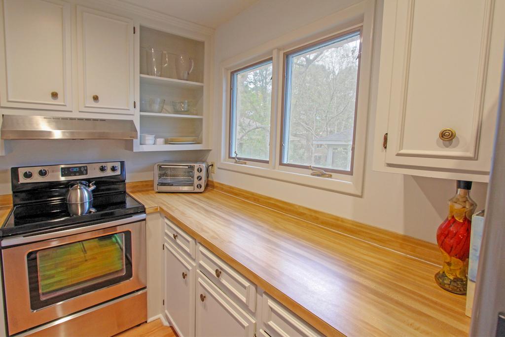 Twin Oaks Lane 43 - thumb 1