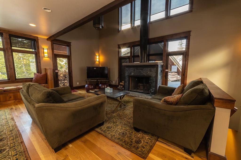 Twin Peaks Lodge - thumb 3