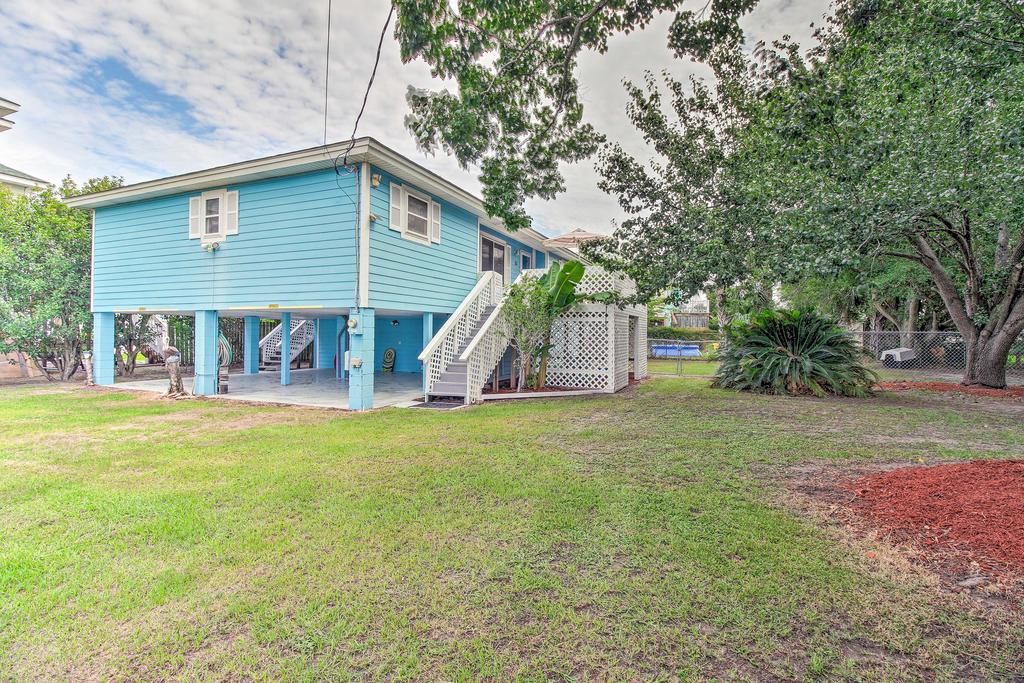 Tybee Island Home With Game Room & Pet-Friendly Yard! - thumb 1