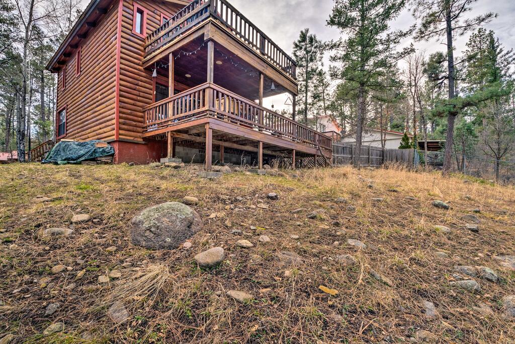 Unique 'Bear Country Cabin' In Ruidoso With Hot Tub! - thumb 2