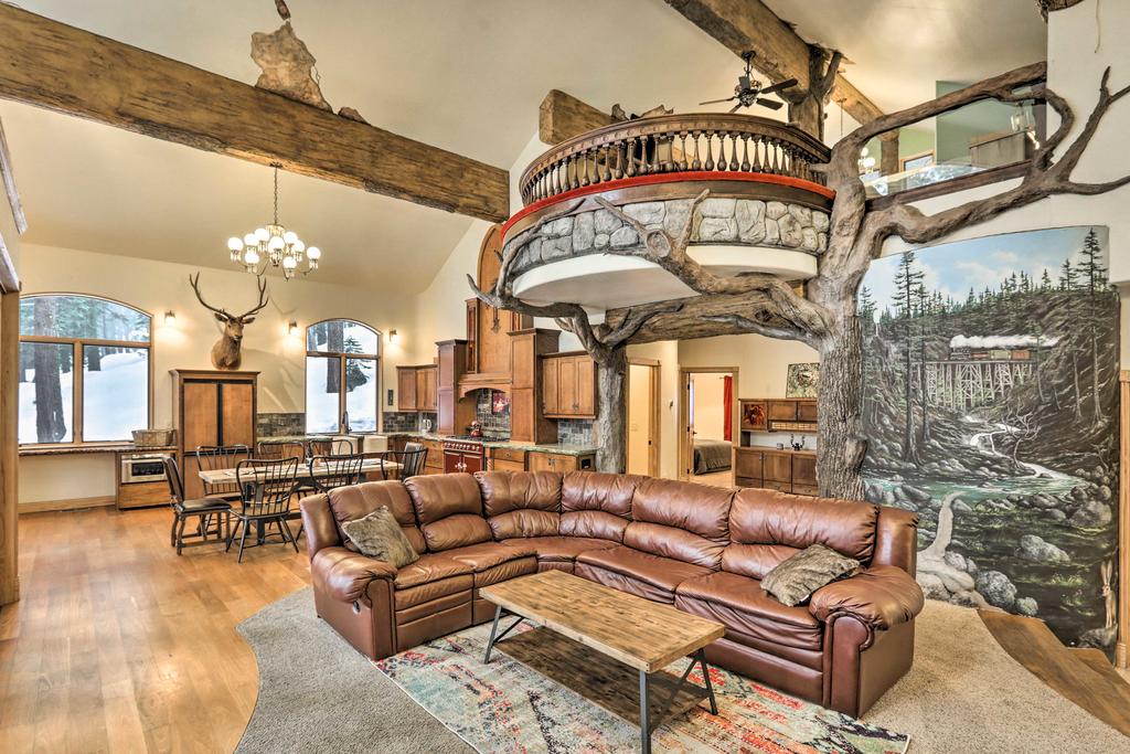 Unique Cabin W/Game Room: Great For Skiers! - thumb 0