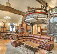 Unique Cabin w/Game Room Great for Skiers - Tourism Bookings