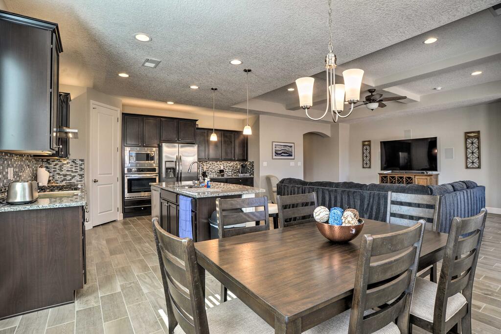 Updated Abode Between Albuquerque And Santa Fe! - thumb 1