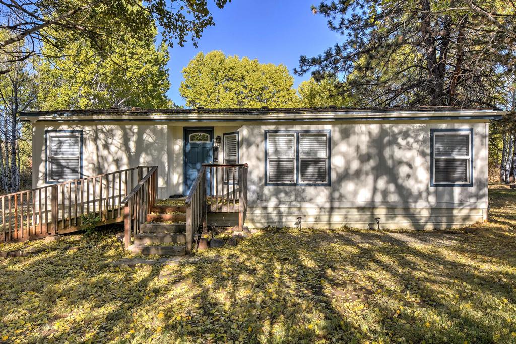 Updated Home On Half Acre With Dock On Agency Lake! - thumb 2