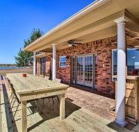 Updated Lakefront Corsicana Home with New Deck - USA Accommodation