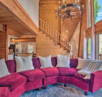 Updated Pine Mountain Club Cabin with Fireplace - China Accommodation