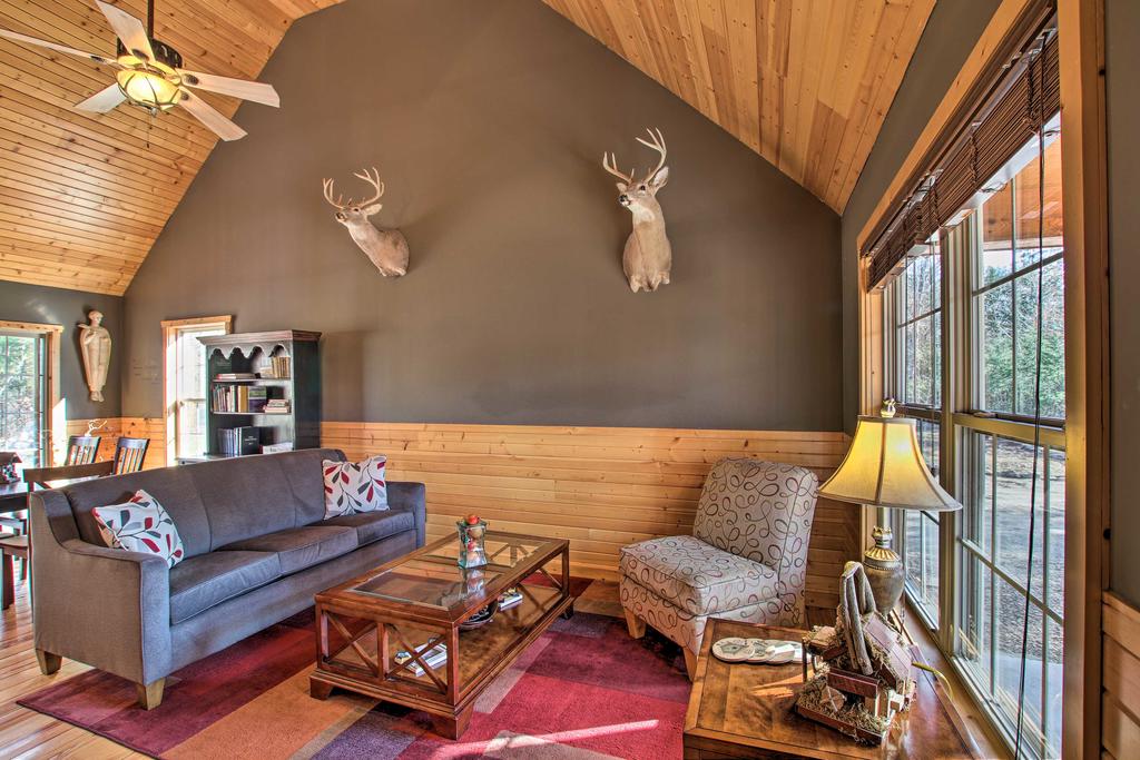 Updated Rural Retreat In New Haven Near Vineyards! - thumb 2