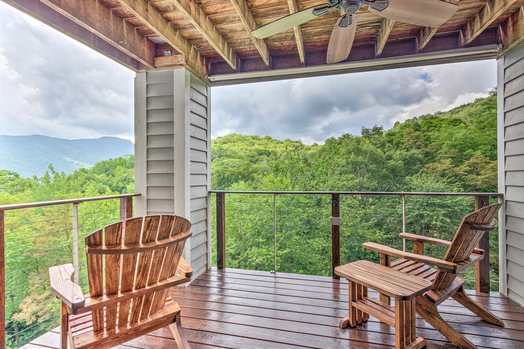 Updated Seven Devils Condo With Deck & Mtn Views - thumb 0