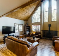 Updated Soda Springs Cabin - Tourism Bookings