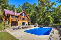 Upper Lodge Brevard Cabin on 80 Acres with Pool Tourism Bookings