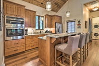 Upscale Rural Getaway - Hike Fish  Relax Tourism Bookings