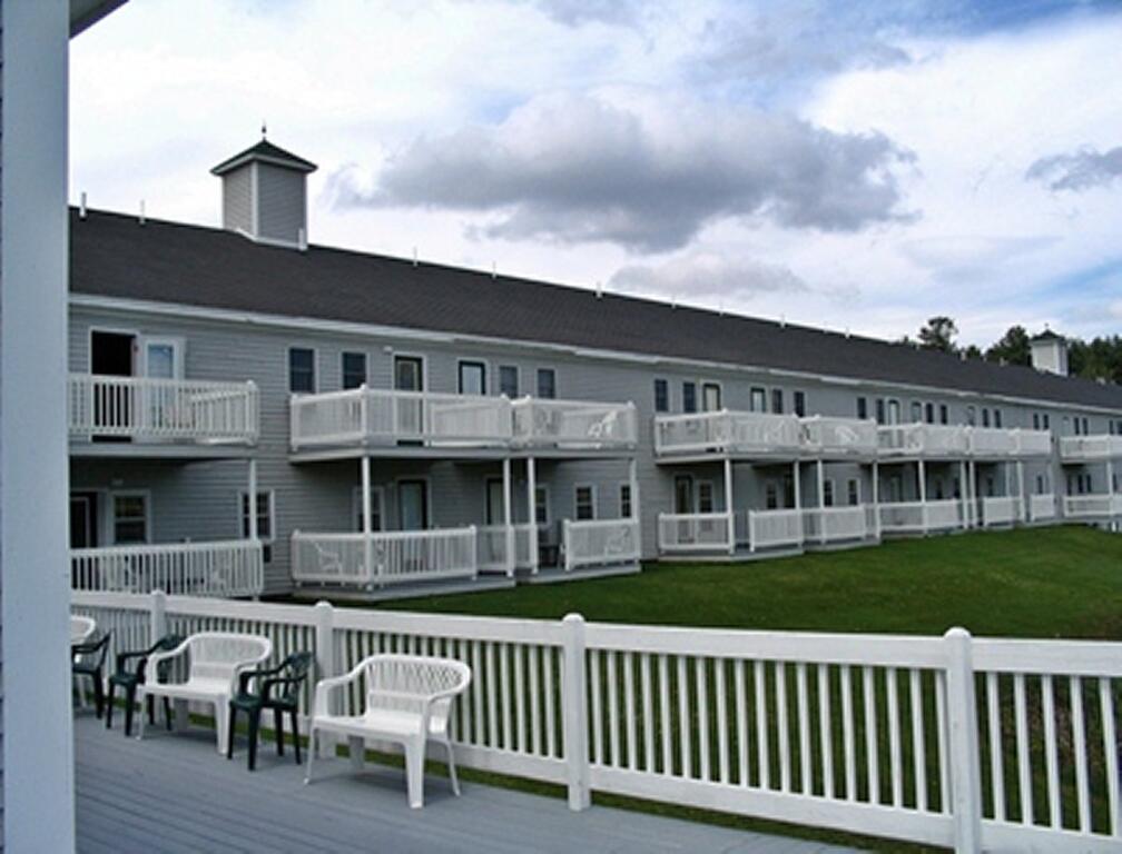 Vacation Resort Suites With River View In Bethel Maine - thumb 0