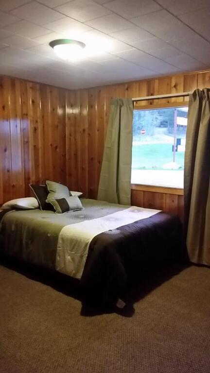 Valley Motel - thumb 3