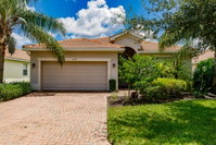 Villa Cozy Lakes Tourism Bookings