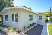 Villa Mark-ALL-NEW Modern Less than 3 miles to the Beach Tourism Bookings