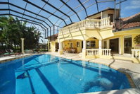 Villa Tropical Island Tourism Bookings