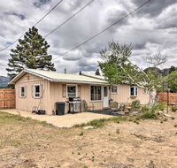 Vintage Home with Mountain Views Walk to Town - Tourism Bookings