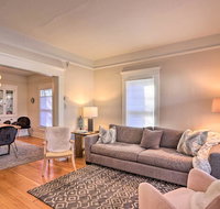 Vintage-Chic Home with Patio - Walk to Hyde Park! - Accommodation Taipei